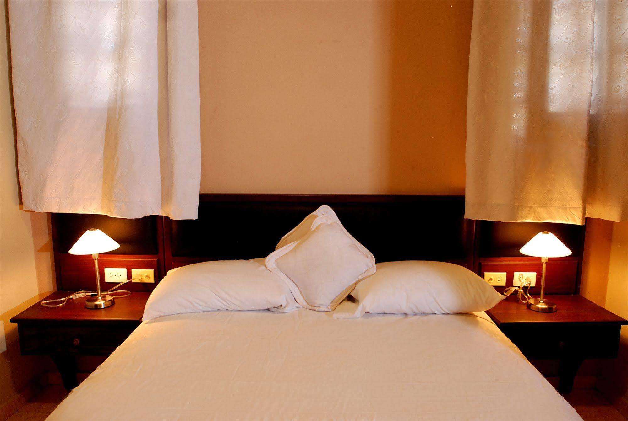 Bed and Breakfast Casa Del Sol Santo Domingo Esterno foto