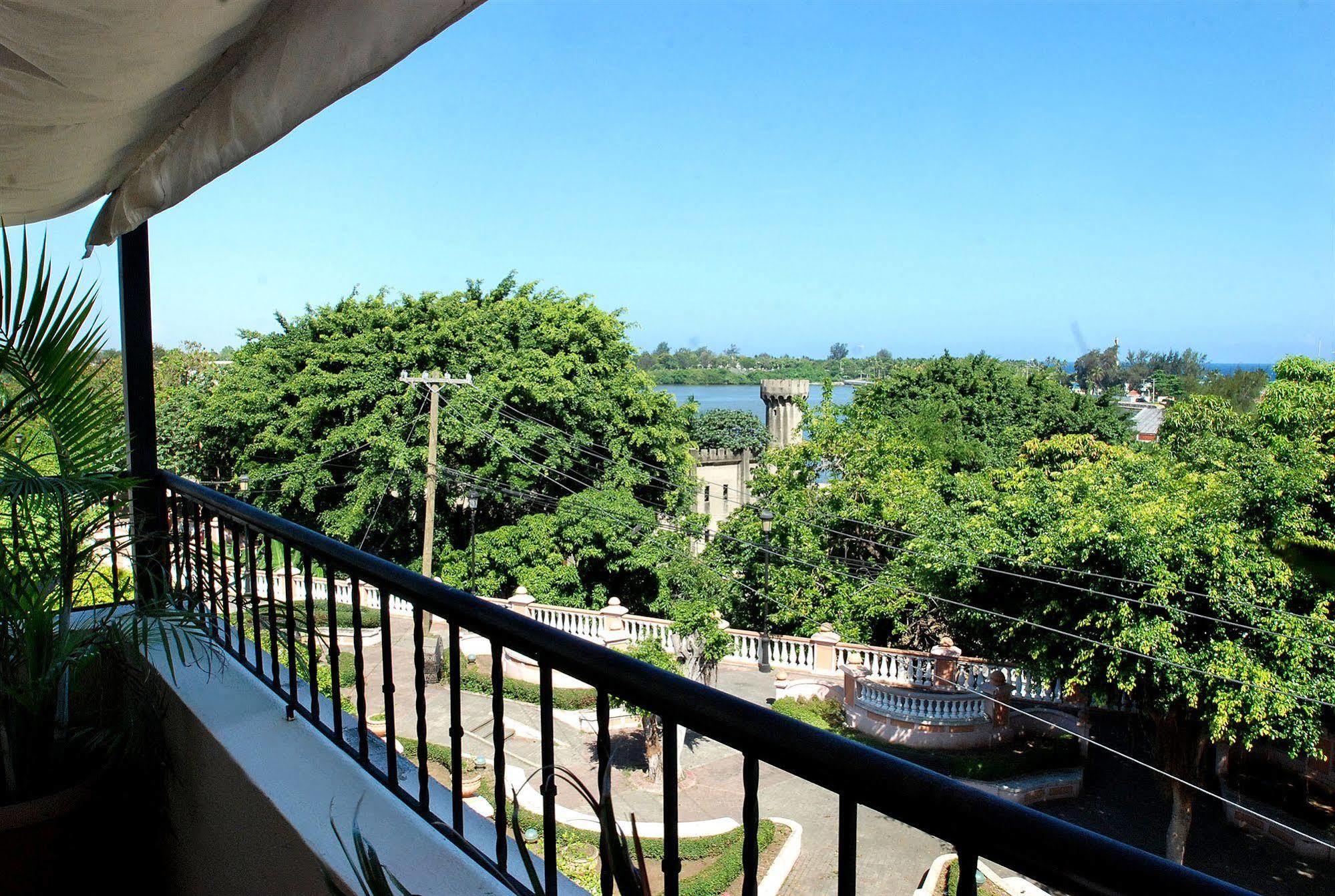 Bed and Breakfast Casa Del Sol Santo Domingo Esterno foto